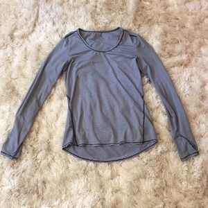 Athleta Striped Long Sleeved Workout Shirt 🏋️‍♀️